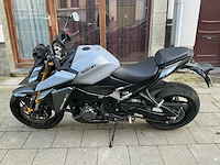 Suzuki gsx s 1000 naked motorfiets - afbeelding 9 van  13