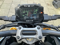 Suzuki gsx s 1000 naked motorfiets - afbeelding 2 van  13