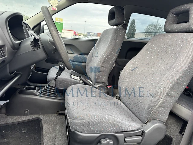 Suzuki ignis 5p 1.3i 16v ga, 2004 - afbeelding 2 van  30