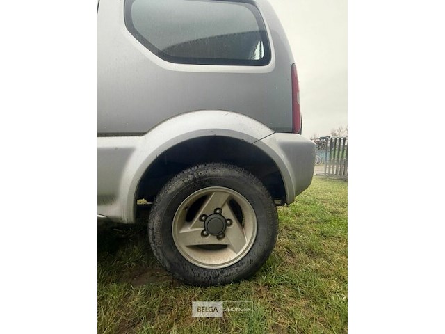 Suzuki jimny - afbeelding 17 van  24