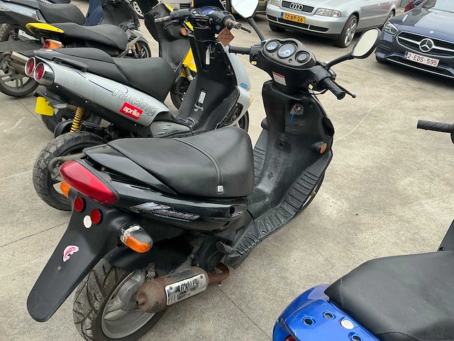 Suzuki katana scooter - afbeelding 4 van  7