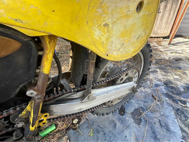 Suzuki rm 125 motorfiets - afbeelding 11 van  11