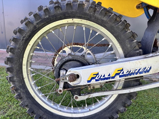 Suzuki rm 125 - afbeelding 2 van  7