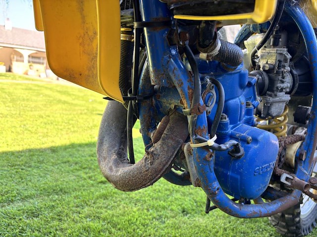 Suzuki rm 125 - afbeelding 4 van  7