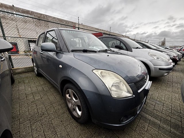 Suzuki swift 1.3i gl airco, 2007 - afbeelding 23 van  31