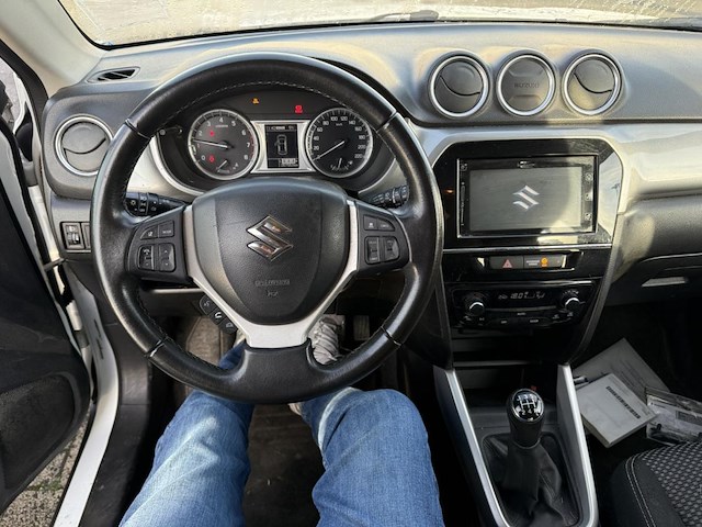 Suzuki vitara 1 gl+, 2016 - afbeelding 29 van  29