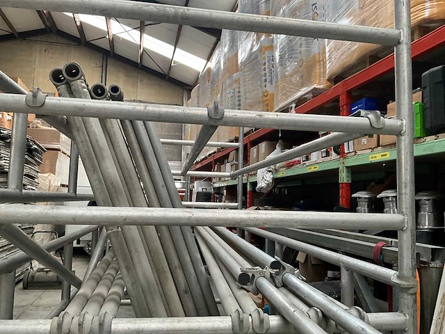 Svelt tempo alu rolsteiger stelling tot 7,5 meter hoog - afbeelding 4 van  25