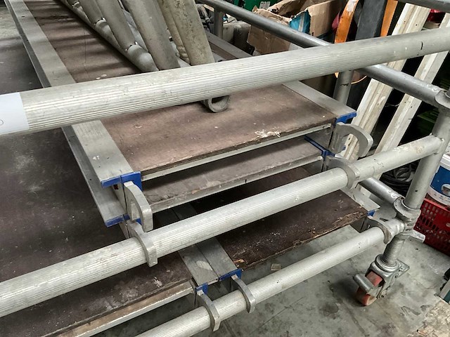 Svelt tempo alu rolsteiger stelling tot 7,5 meter hoog - afbeelding 7 van  25