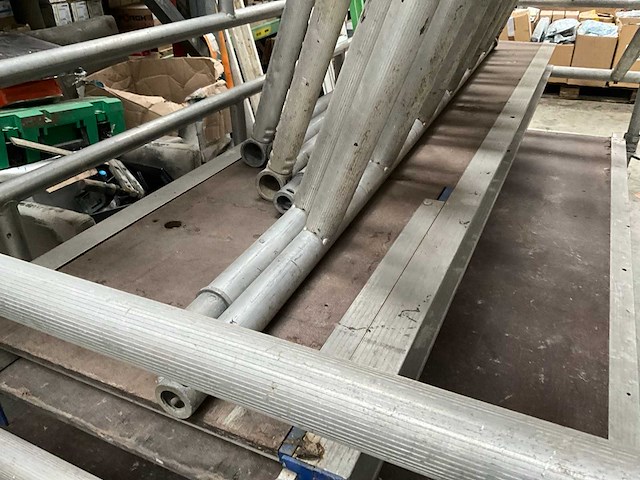 Svelt tempo alu rolsteiger stelling tot 7,5 meter hoog - afbeelding 18 van  25