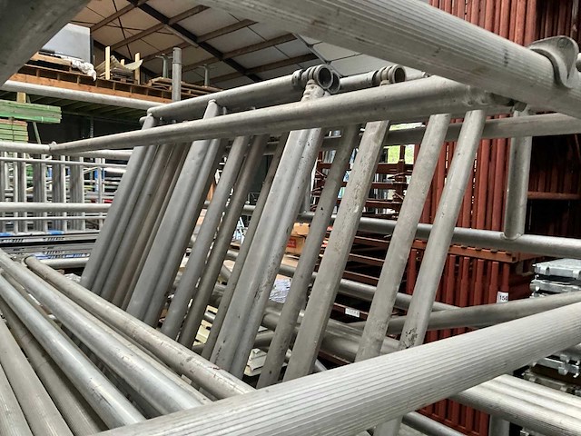 Svelt tempo alu rolsteiger stelling tot 7,5 meter hoog - afbeelding 23 van  25