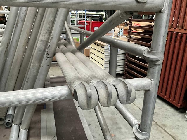 Svelt tempo alu rolsteiger stelling tot 7,5 meter hoog - afbeelding 24 van  25