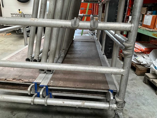 Svelt tempo alu rolsteiger stelling tot 7,5 meter hoog - afbeelding 5 van  24