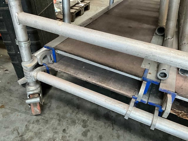 Svelt tempo alu rolsteiger stelling tot 7,5 meter hoog - afbeelding 8 van  24