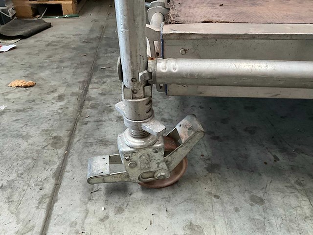 Svelt tempo alu rolsteiger stelling tot 7,5 meter hoog - afbeelding 14 van  24