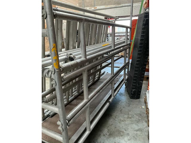 Svelt tempo alu rolsteiger stelling tot 7,5 meter hoog - afbeelding 17 van  24