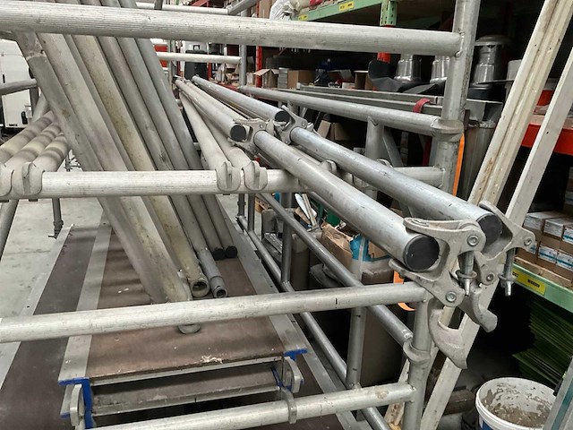 Svelt tempo alu rolsteiger stelling tot 7,5 meter hoog - afbeelding 3 van  25