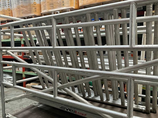 Svelt tempo alu rolsteiger stelling tot 7,5 meter hoog - afbeelding 21 van  25