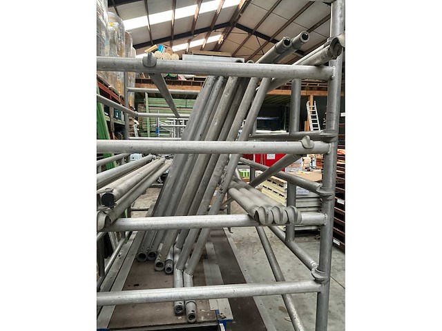 Svelt tempo alu rolsteiger stelling tot 7,5 meter hoog - afbeelding 22 van  25