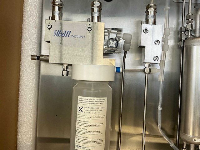 Swan industriële wateranalyse-installatie - afbeelding 7 van  9