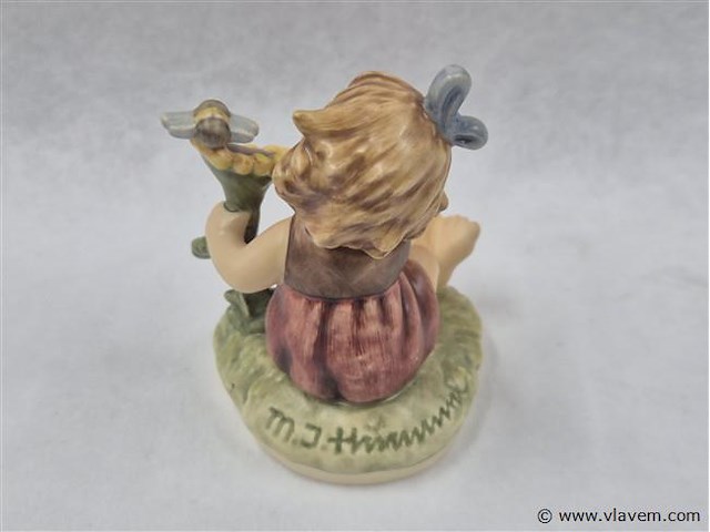 Sweet little bumblebee - afbeelding 2 van  3