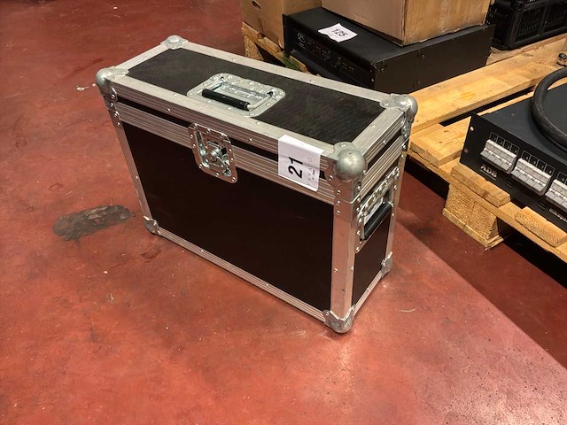 Swefog k1 hazer - afbeelding 9 van  9