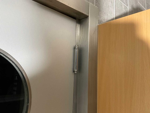 Swingdeur -rvs omkasting (2x) - afbeelding 3 van  10