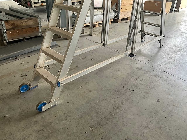 Swinnen platformladder - afbeelding 4 van  9