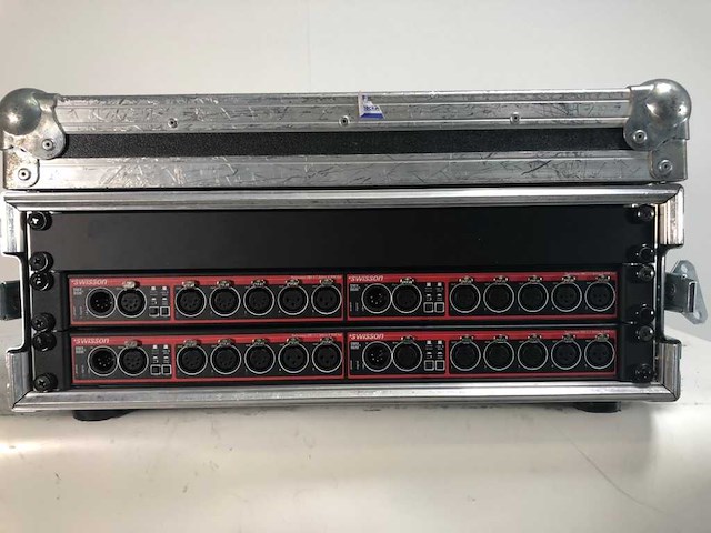 Swisson - 2x booster + 3u case - afbeelding 1 van  2