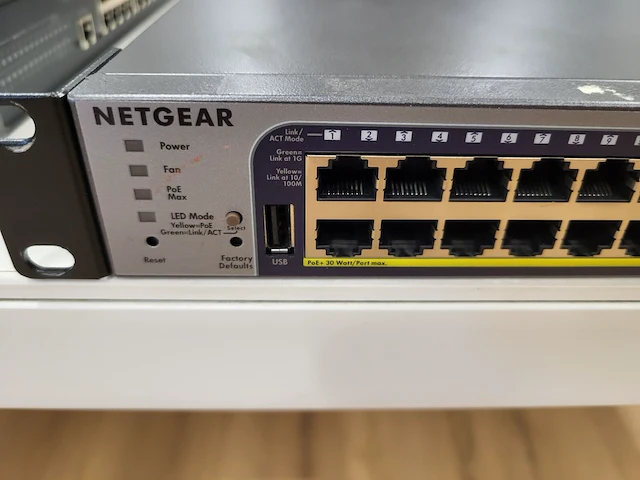 Switch netgear - afbeelding 4 van  4