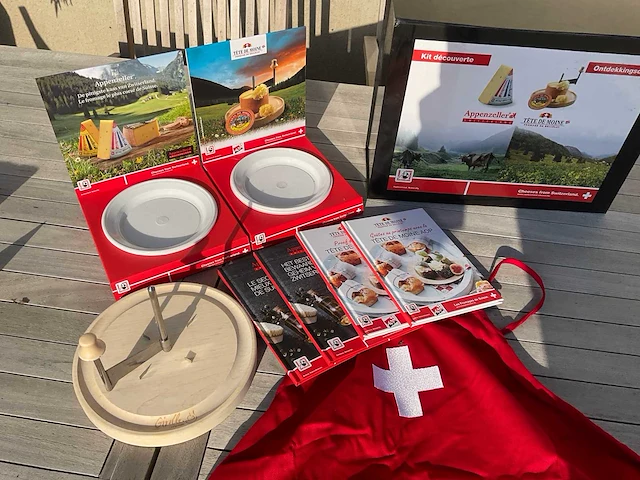 Switzerland cheese - ontdekkingsbox - kaasraspmachine (50x) - afbeelding 2 van  5