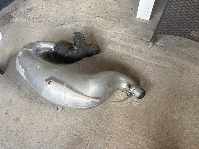 Sxr 800 factory pipe - sxr - jetski - afbeelding 5 van  5
