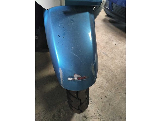 Sym - a1 - moped - afbeelding 8 van  12