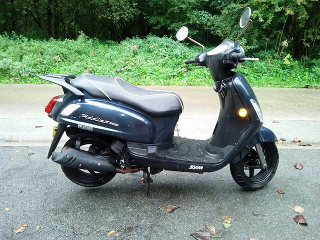 Sym - fiddleil 2 - scooter - afbeelding 1 van  5