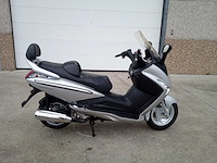 Sym - gts 125 - motorfiets - afbeelding 7 van  8
