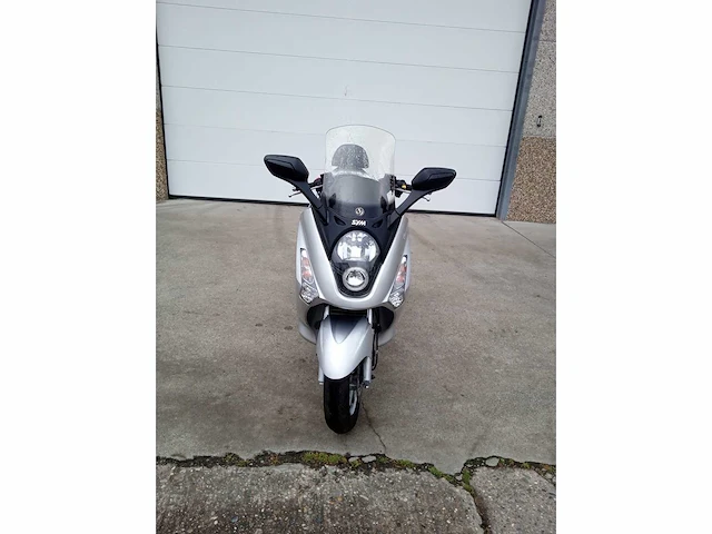 Sym - gts 125 - motorfiets - afbeelding 5 van  8