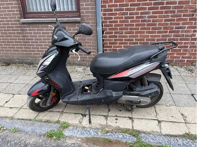 Sym - snorscooter - orbit ll - motorised scooter - afbeelding 1 van  11