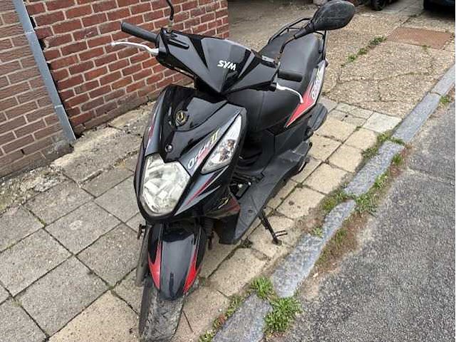 Sym - snorscooter - orbit ll - motorised scooter - afbeelding 5 van  11
