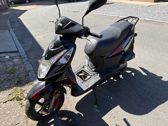 Sym - snorscooter - orbit ll - scooter - afbeelding 2 van  10