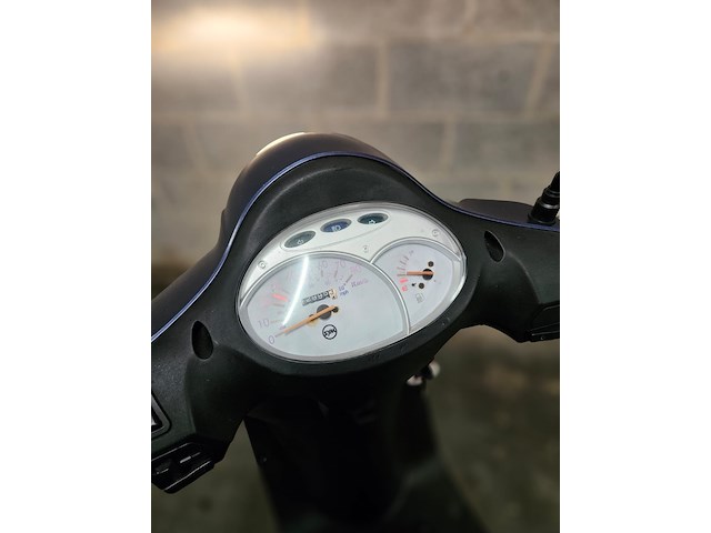 Sym fiddle ii 50s submarine blue - afbeelding 6 van  7