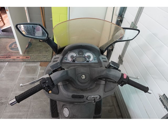 Sym gts 125 - afbeelding 17 van  22