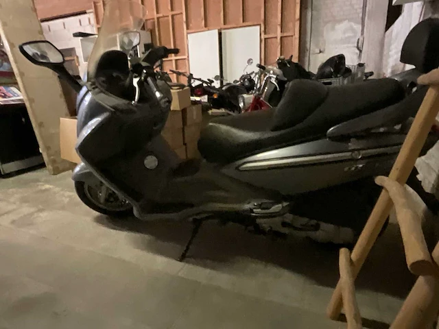 Sym gts125 lm25w brommer - afbeelding 5 van  8