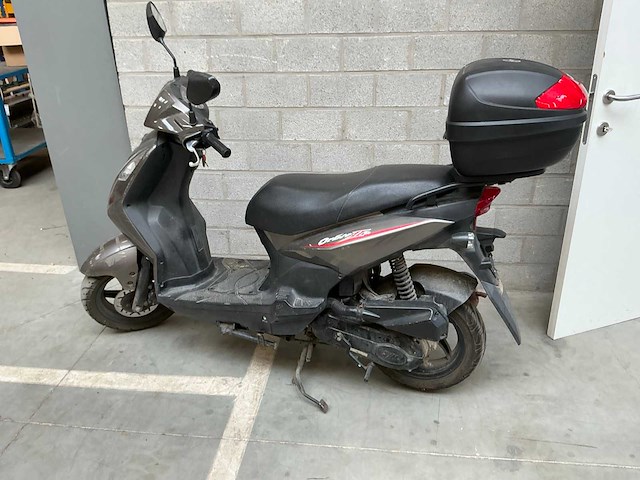 Sym orbit ii 50 scooter - afbeelding 1 van  9