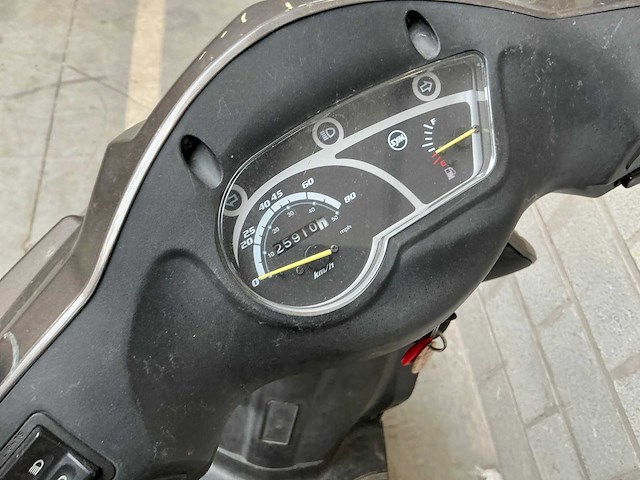 Sym orbit ii 50 scooter - afbeelding 5 van  9