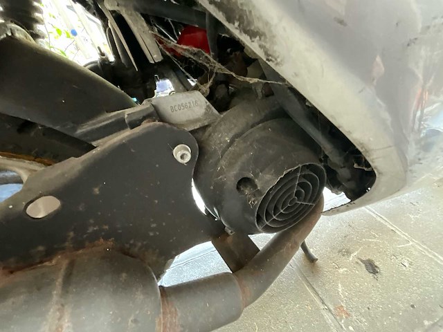 Sym sym g5j scooter - afbeelding 7 van  8