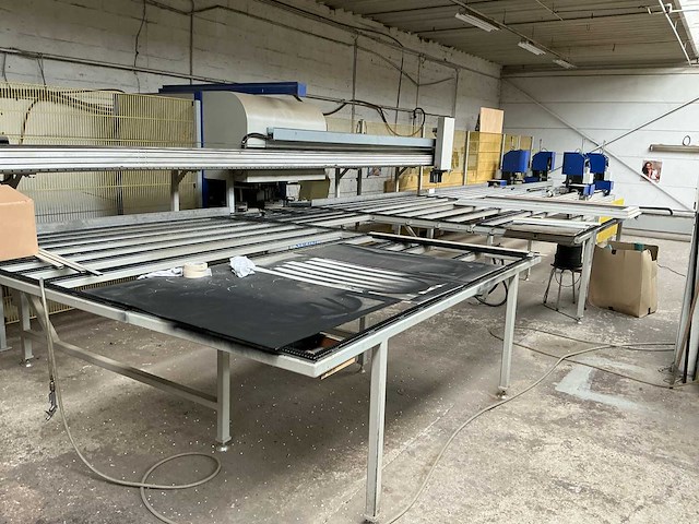 Symatec cnc pvc-bewerkingsmachine - afbeelding 1 van  7