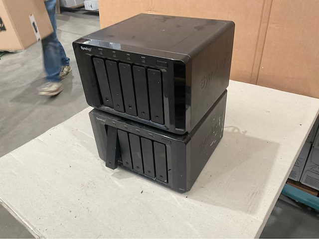 Synology nas ds1010+ + dx510 uitbreidingsunit – 10 schijven inbegrepen - afbeelding 1 van  5