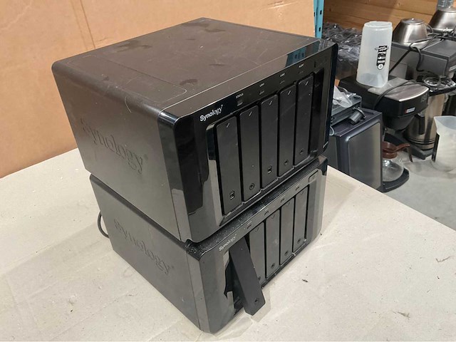 Synology nas ds1010+ + dx510 uitbreidingsunit – 10 schijven inbegrepen - afbeelding 3 van  5