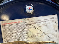 Synpower sae 5w-40 olie (208l) + 6 diverse vaten - afbeelding 1 van  4