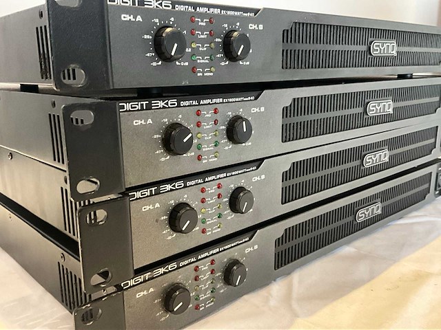 Synq digit 3k6 versterker (4x) - afbeelding 2 van  4