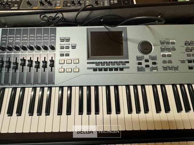 Synthesizer - afbeelding 4 van  6